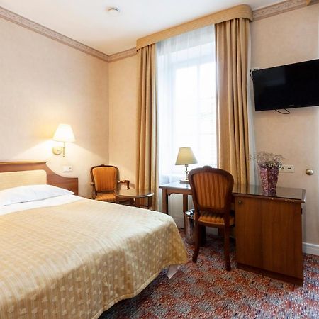 Story Inn Self Check-In Hotel VNO Exterior photo