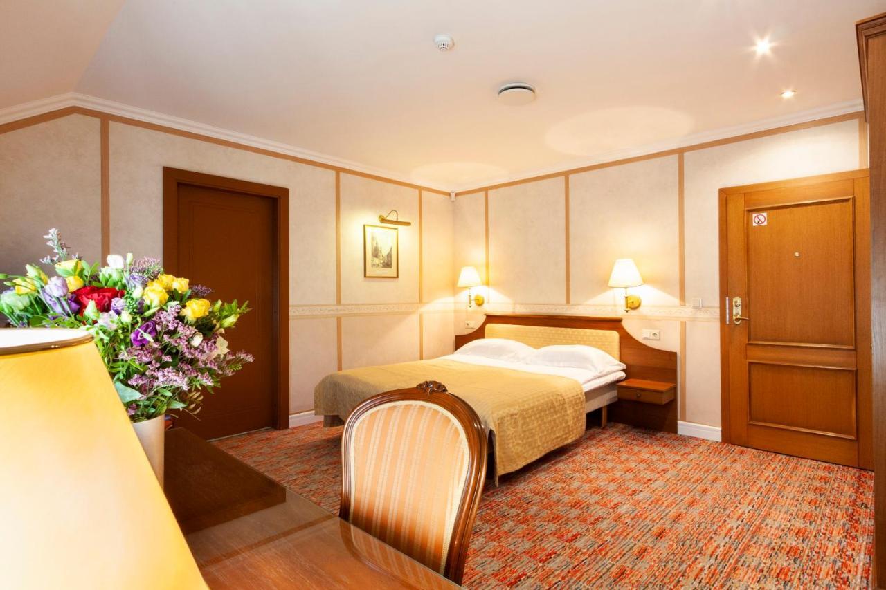 Story Inn Self Check-In Hotel VNO Exterior photo