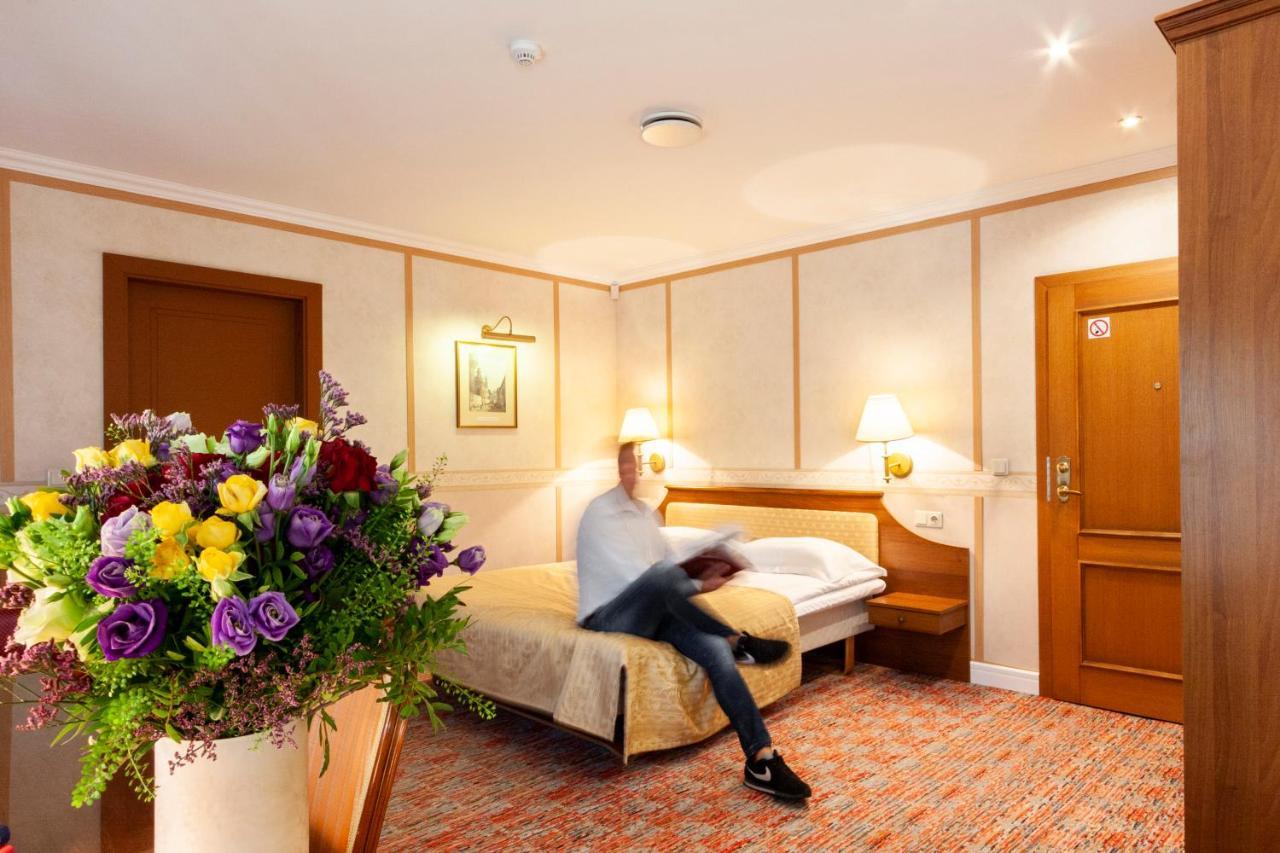 Story Inn Self Check-In Hotel VNO Exterior photo