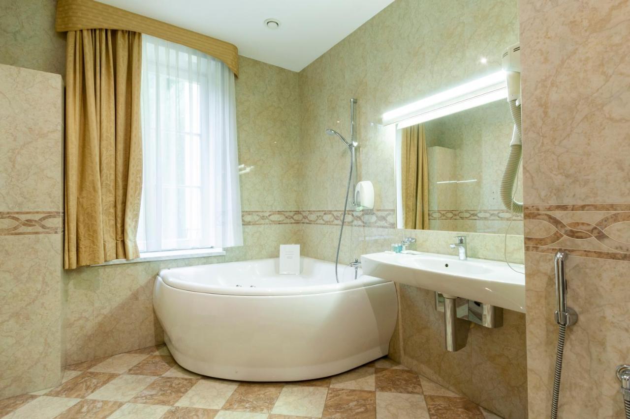 Story Inn Self Check-In Hotel VNO Exterior photo