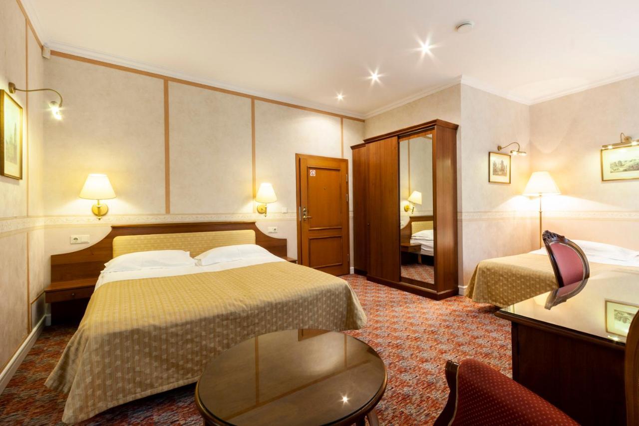 Story Inn Self Check-In Hotel VNO Exterior photo