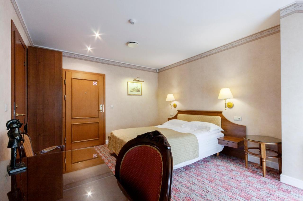 Story Inn Self Check-In Hotel VNO Exterior photo