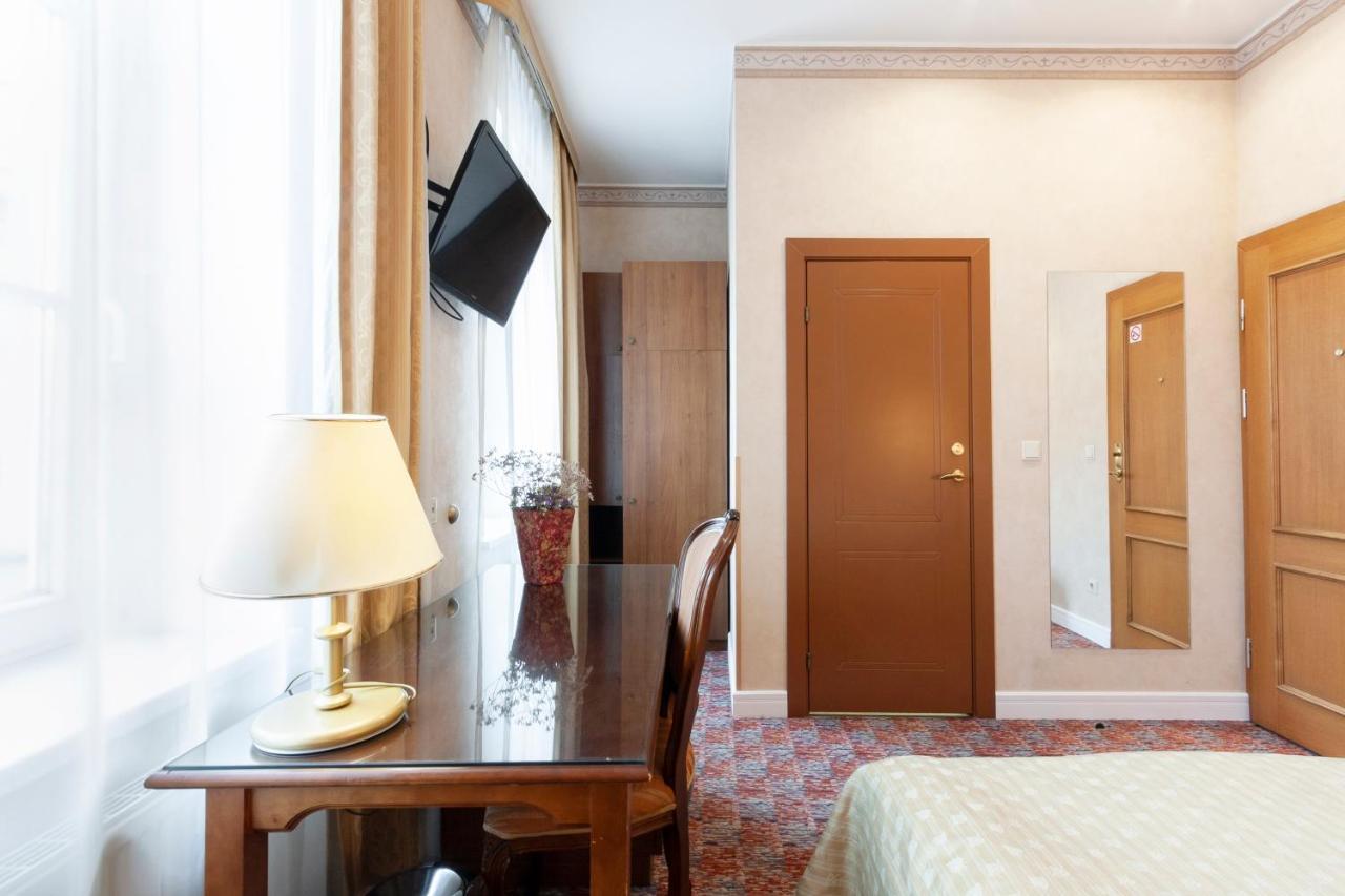 Story Inn Self Check-In Hotel VNO Exterior photo